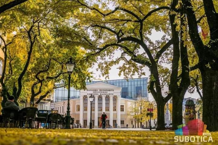 Apartman Studio Niki Суботиця Екстер'єр фото
